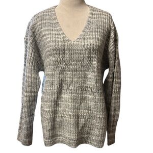 Calvin Klein Women's V-Neck Sweater in Gray